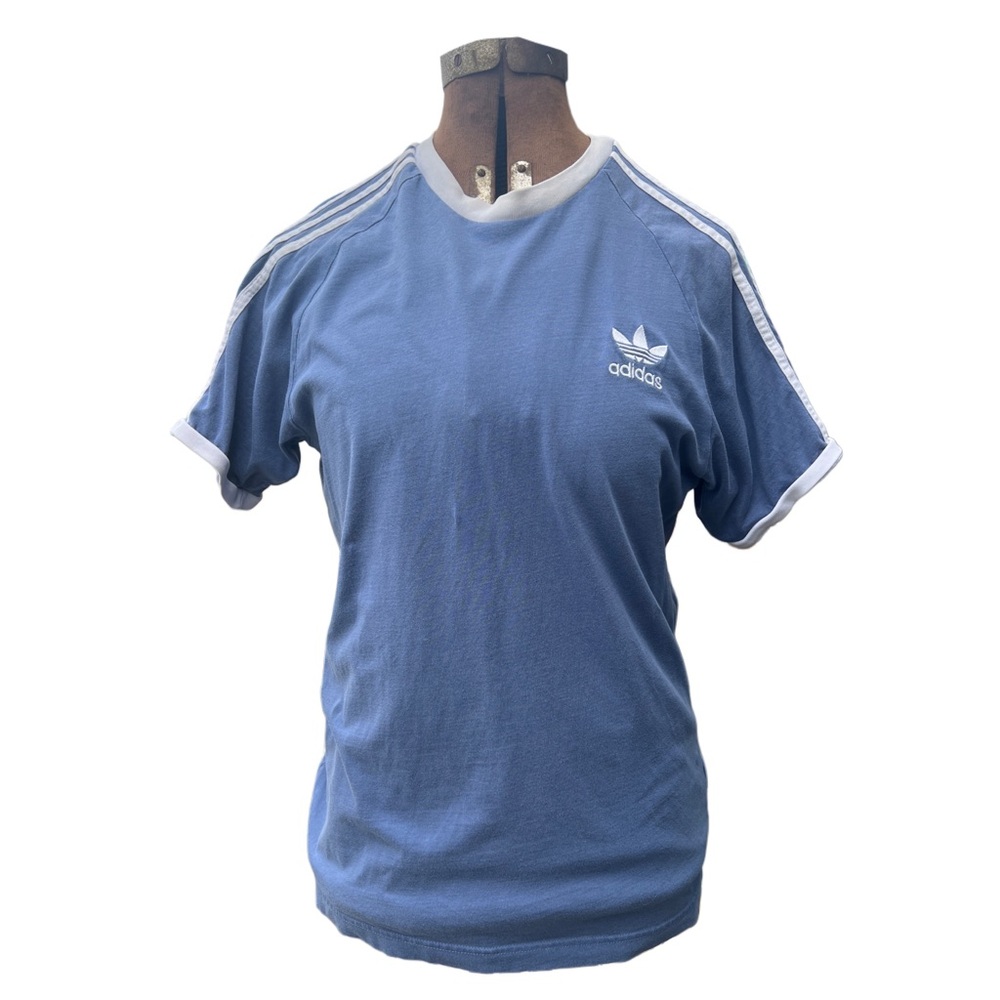 Adidas men’s short sleeve 3 stripped navy blue T shirt size medium